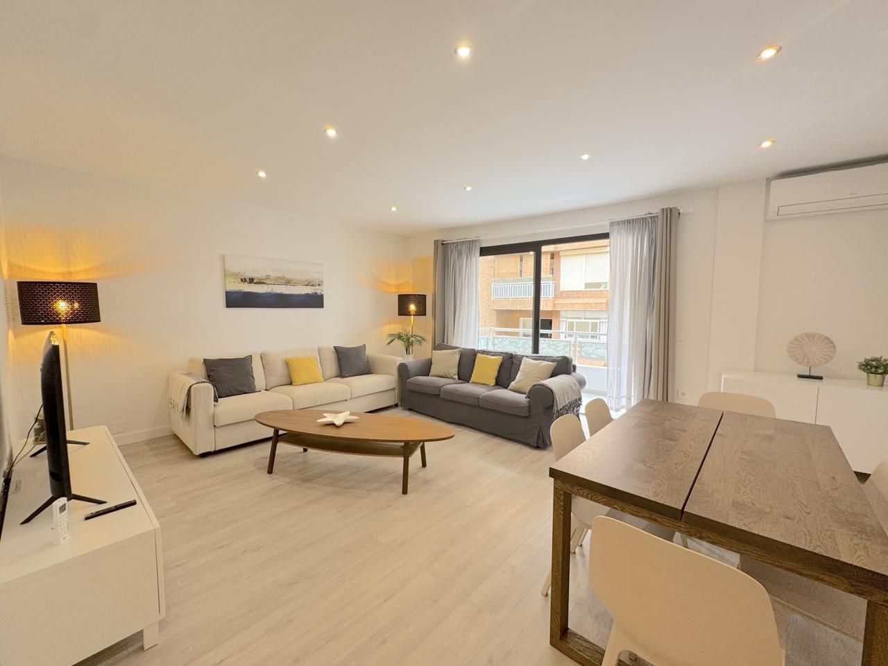 Sala de estar de Piso en venta en  Santa Cruz de Tenerife Capital con Aire acondicionado y Amueblado