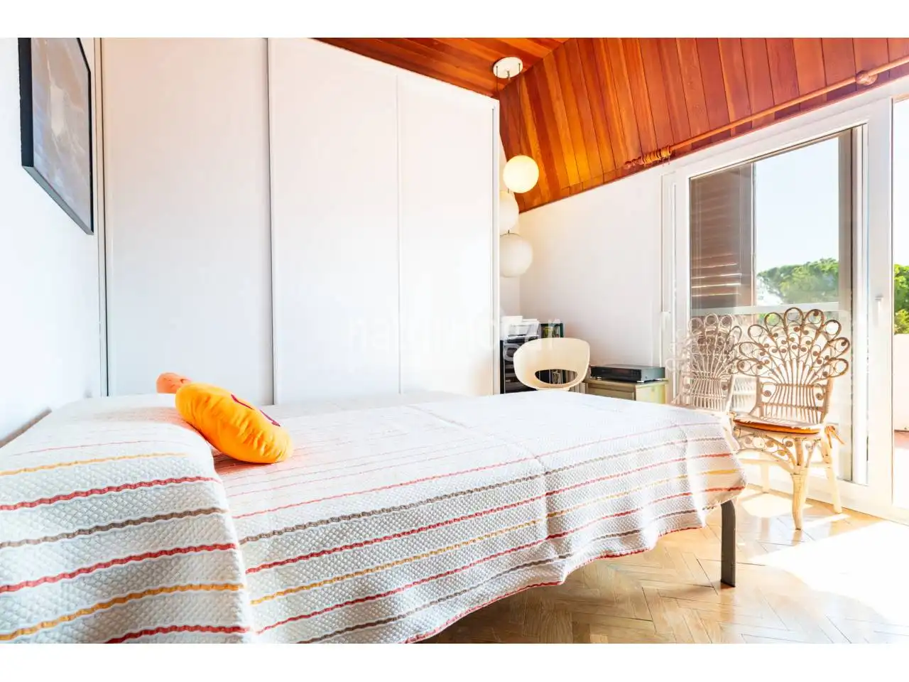 Habitación de Casa o chalet en venta en Paterna con Aire acondicionado, Calefacción y Jardín privado
