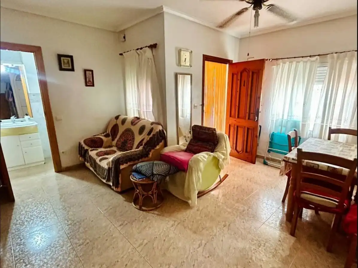 Sala de estar de Dúplex en venta en Torrevieja con Terraza y Amueblado