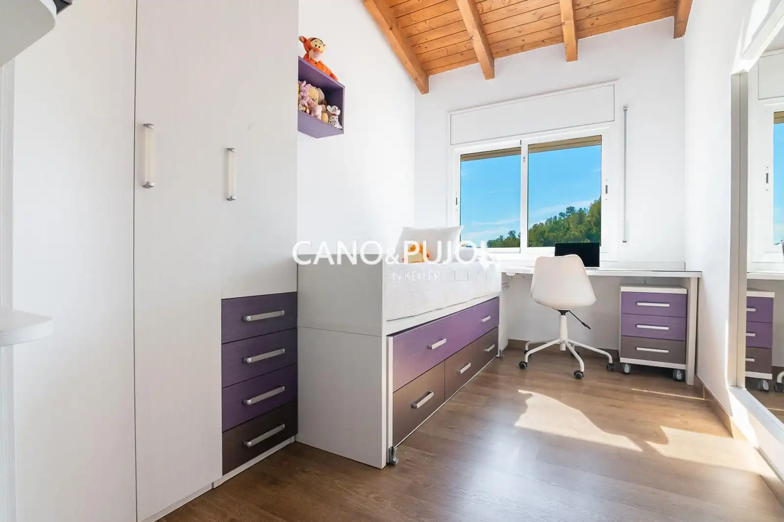 Casa o chalet en venta en Corbera de Llobregat con Calefacción, Terraza y Trastero