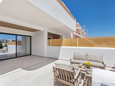 Bungalow con piscina en venta en Dolores