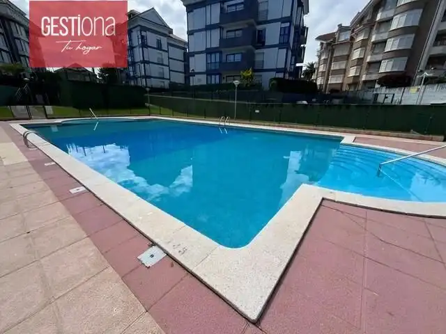 Piscina de Ático en venta en Noja con Terraza, Amueblado y Balcón