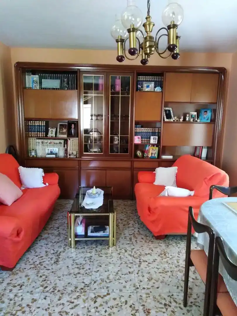 Sala de estar de Piso en venta en Cañizares con Trastero, Amueblado y Horno