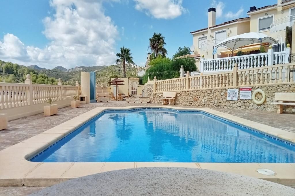 Piscina de Casa adosada en venda en Gata de Gorgos amb Jardí privat, Terrassa i Traster