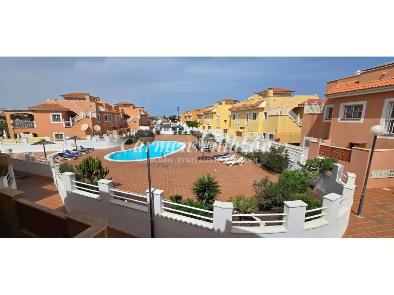 Vista exterior de Apartamento en venta en Antigua con Amueblado, Balcón y Piscina comunitaria