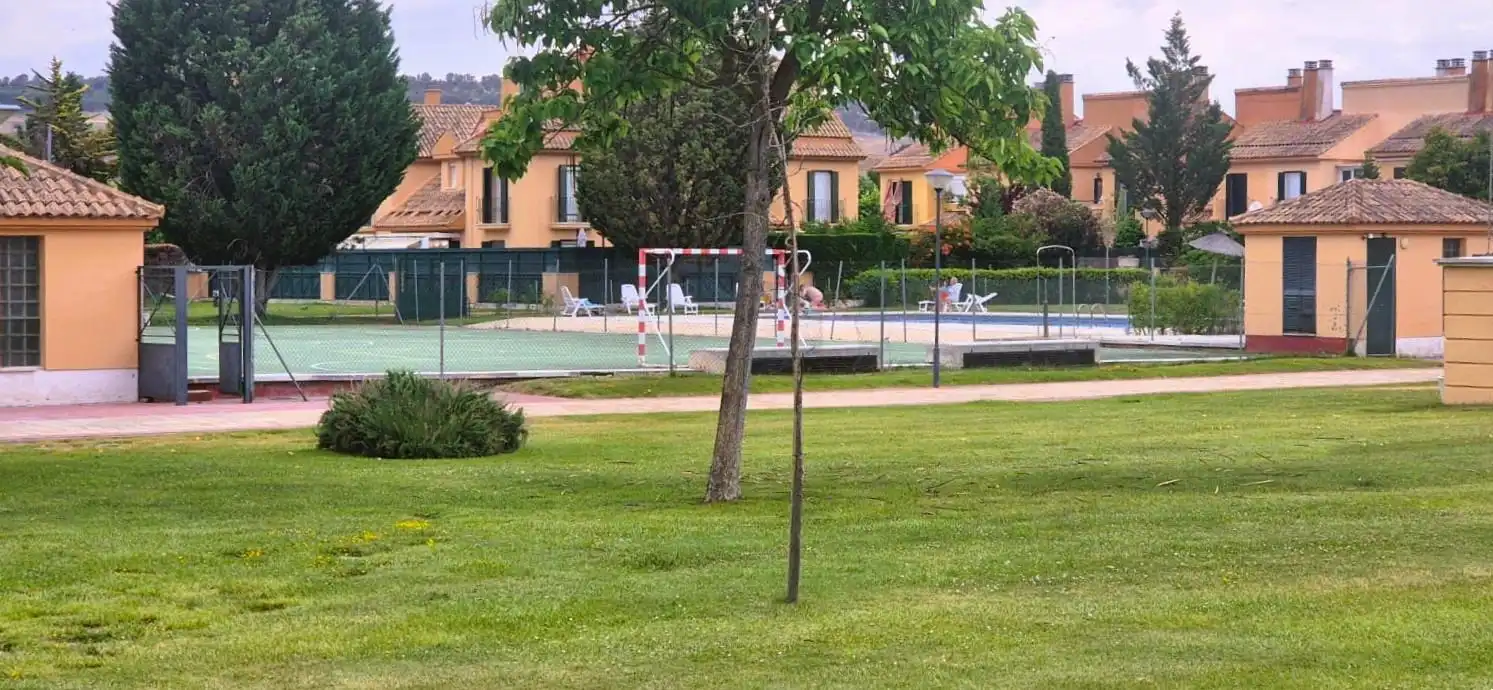 Garden of Houses for sale in Simancas  with Heating, Private garden and Storage room