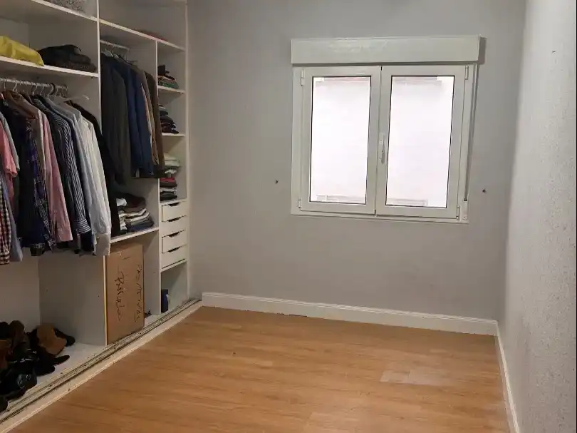 Bedroom of Flat for sale in Castro-Urdiales  with Balcony