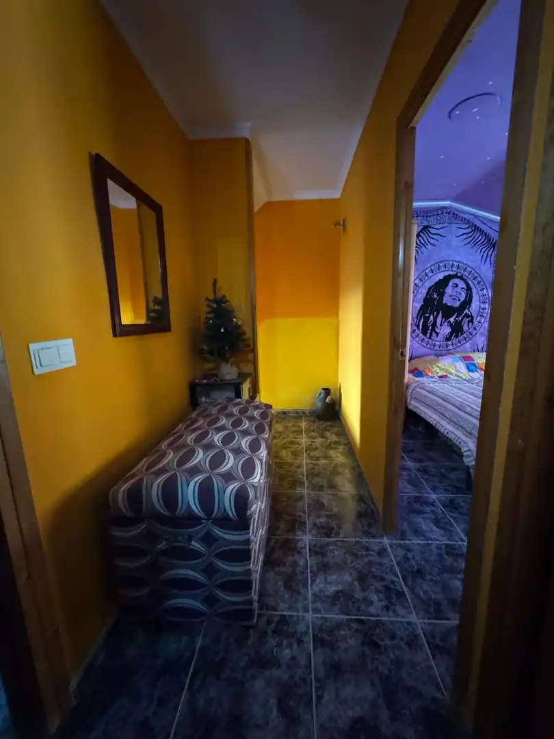 Dormitori de Casa adosada en venda en Alcañiz amb Terrassa, Traster i Piscina comunitària