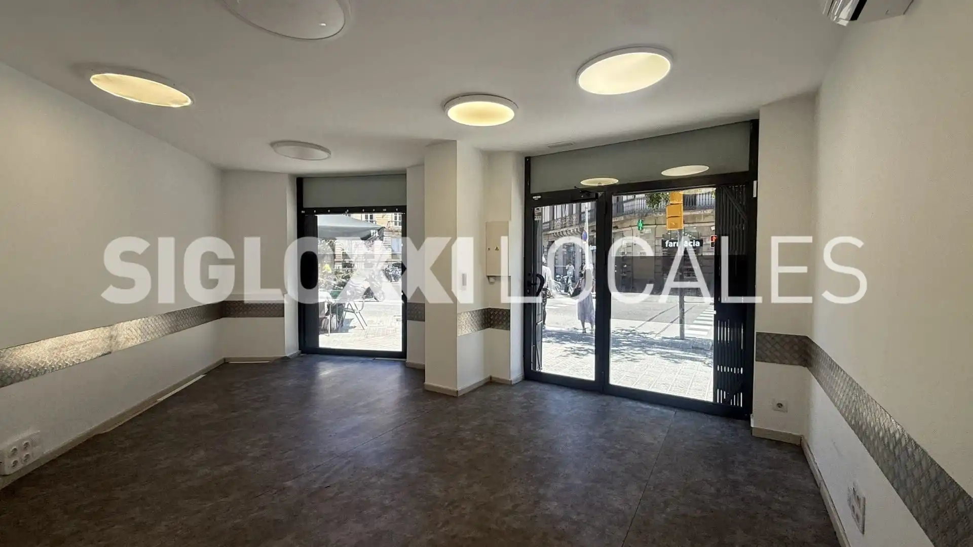Local comercial de lloguer a DIPUTACIÓ, imagen 2