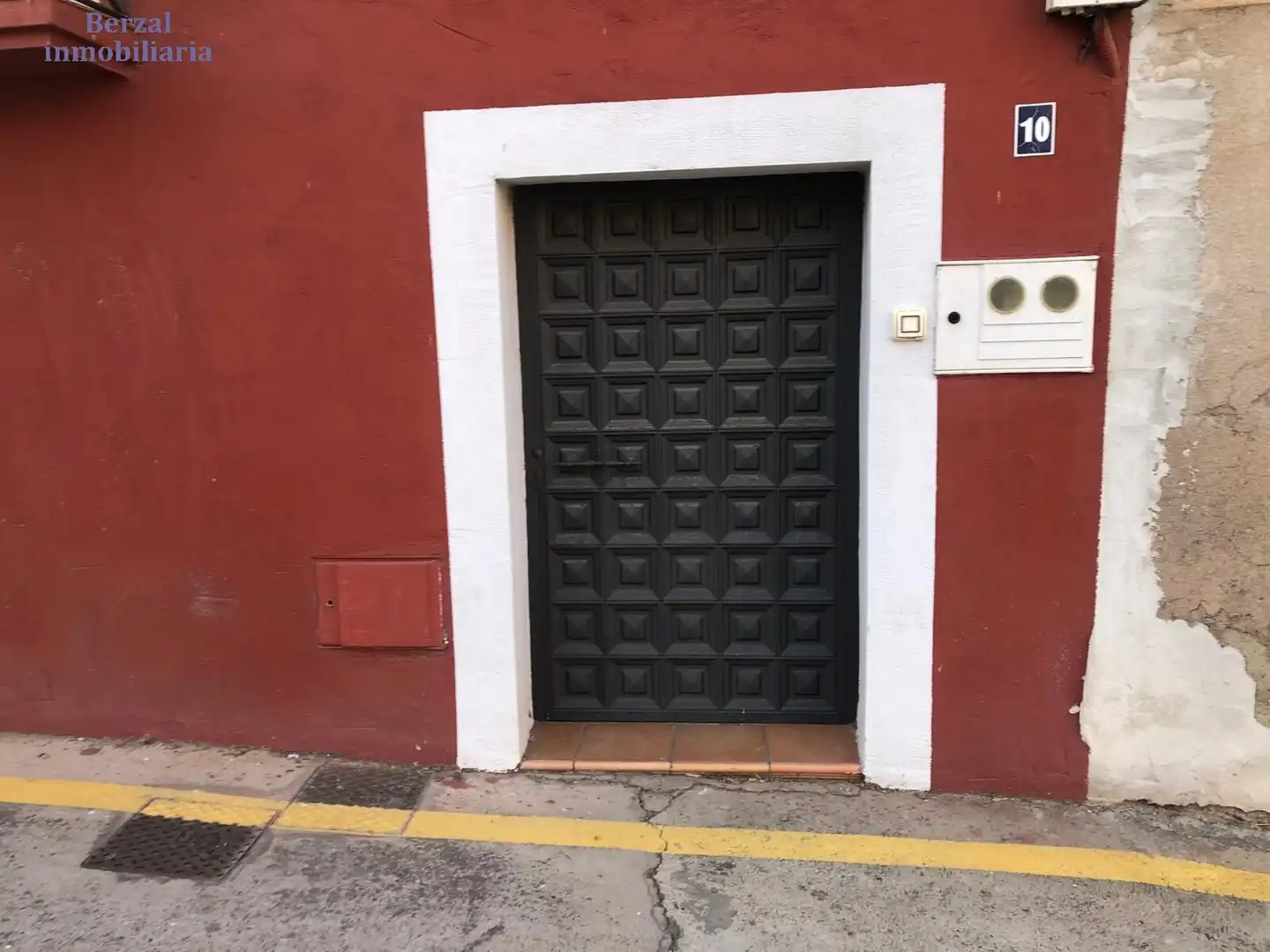 Vista exterior de Casa o xalet en venda en Baños de Río Tobía amb Traster, Moblat i Balcó