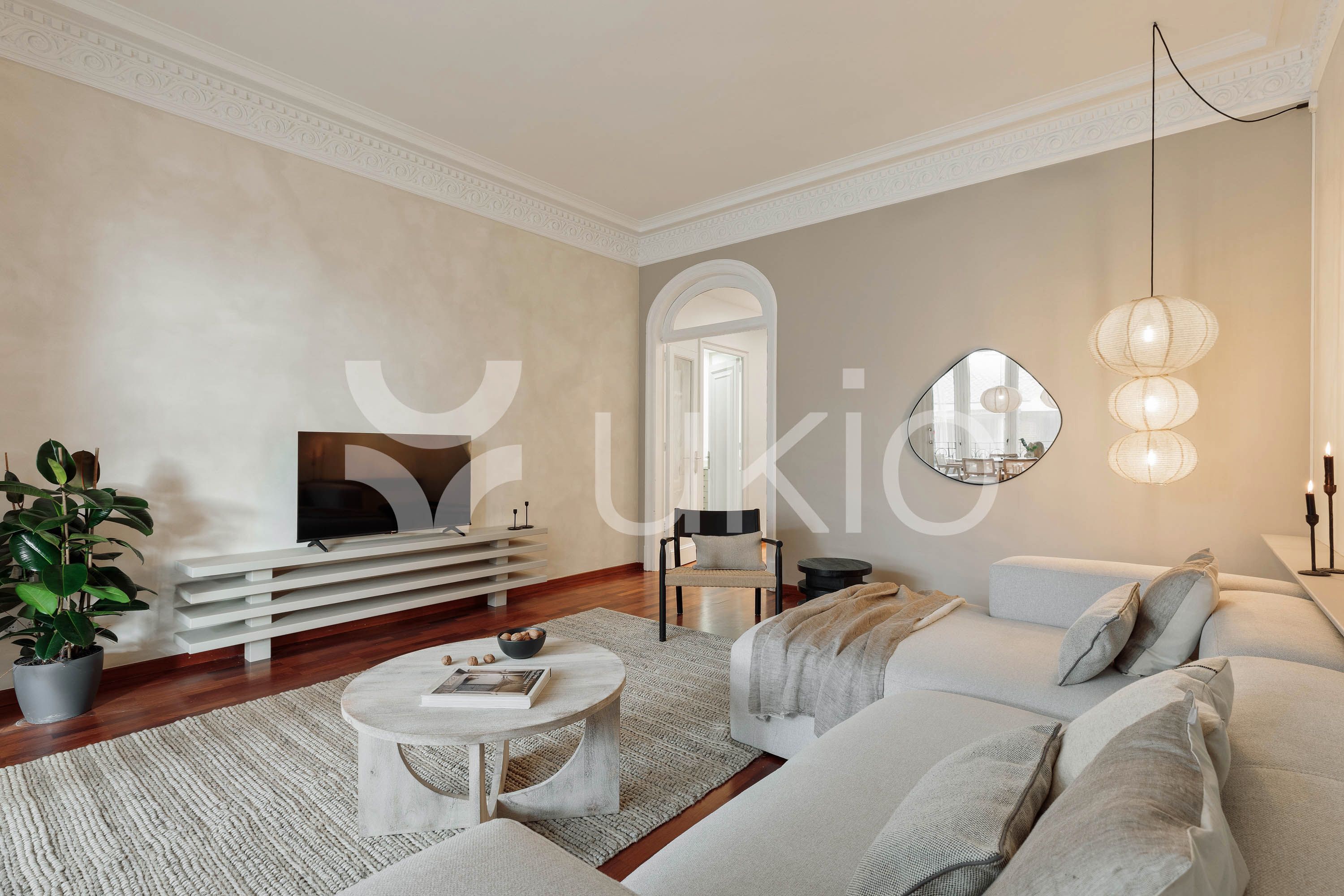 Sala de estar de Apartamento de alquiler en  Barcelona Capital con Aire acondicionado, Calefacción y Amueblado