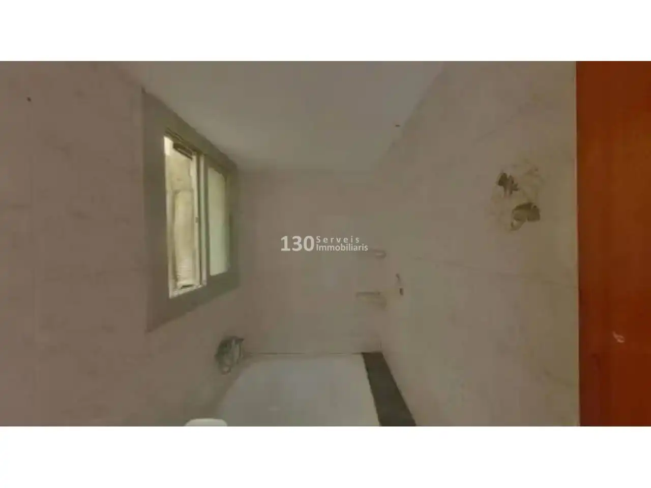 Baño de Ático en venta en Artigues - Llefià