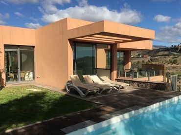 Casa amb piscina en venda a Calle Swing