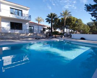 Piscina de Casa o xalet de lloguer en L'Alfàs del Pi amb Calefacció, Jardí privat i Terrassa