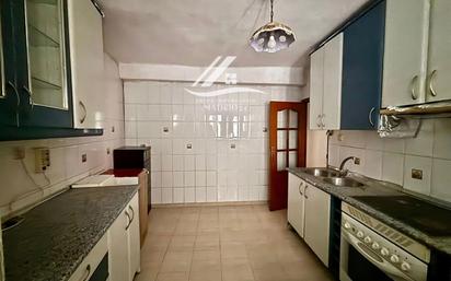 Kitchen of Flat for sale in  Madrid Capital