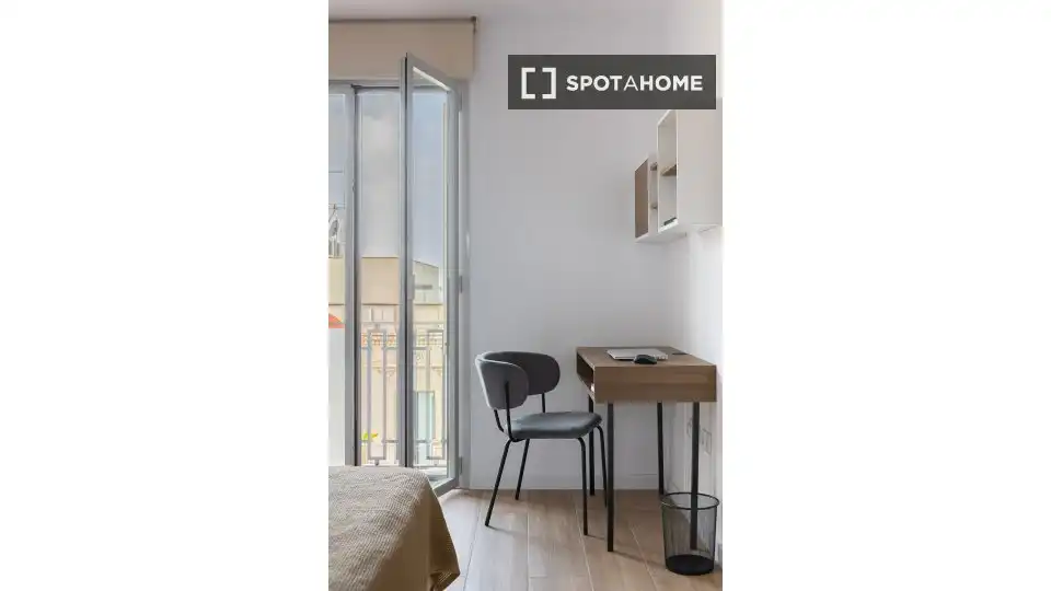 Bedroom of Flat for rent in Barcelona  with Air Conditioner, Heating and Furnished