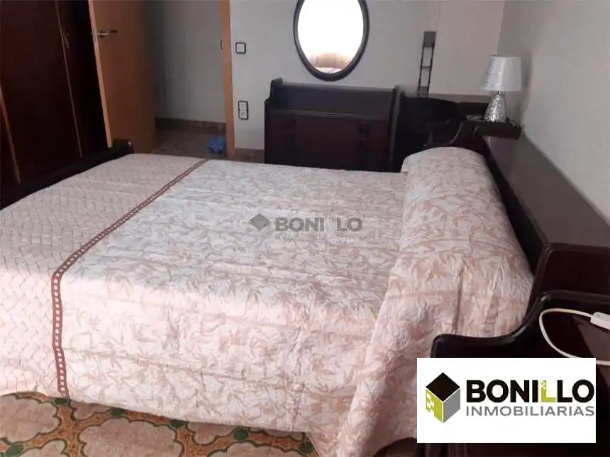 Schlafzimmer von Wohnung zur Miete in Teruel mit Heizung, Terrasse und Abstellraum