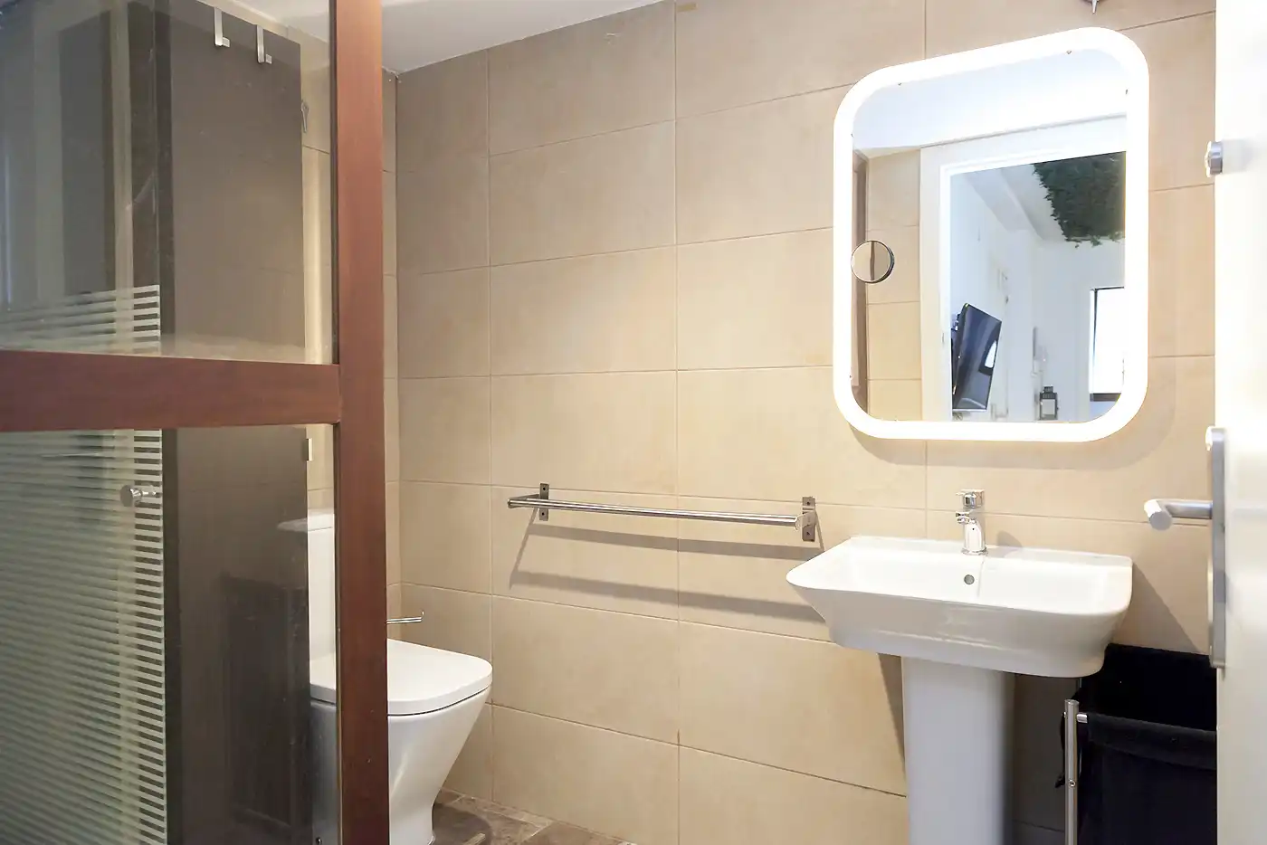 Bany de Dúplex en venda en Barcelona amb Aire condicionat, Calefacció i Terrassa