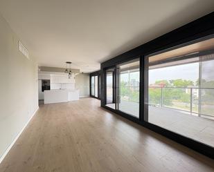 Living room of Flat to rent in  Madrid Capital  with Air Conditioner, Heating and Terrace