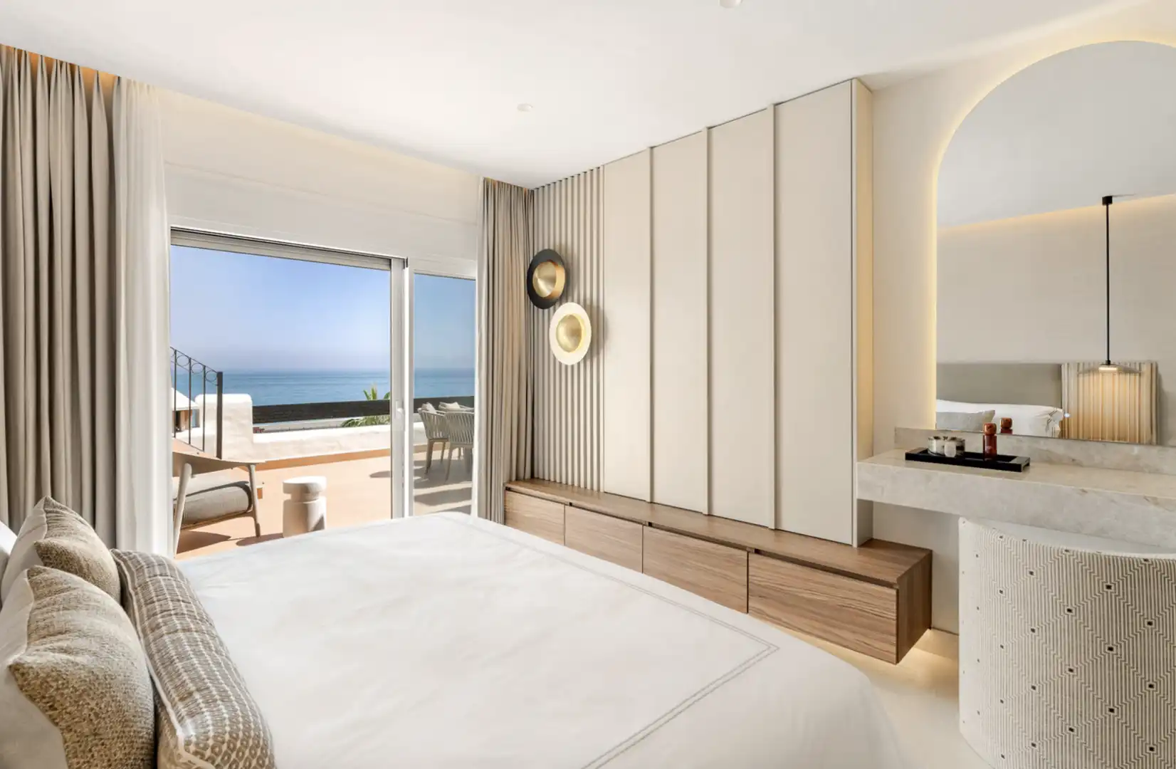 Habitación de Ático en venta en Estepona con Terraza, Piscina y Amueblado