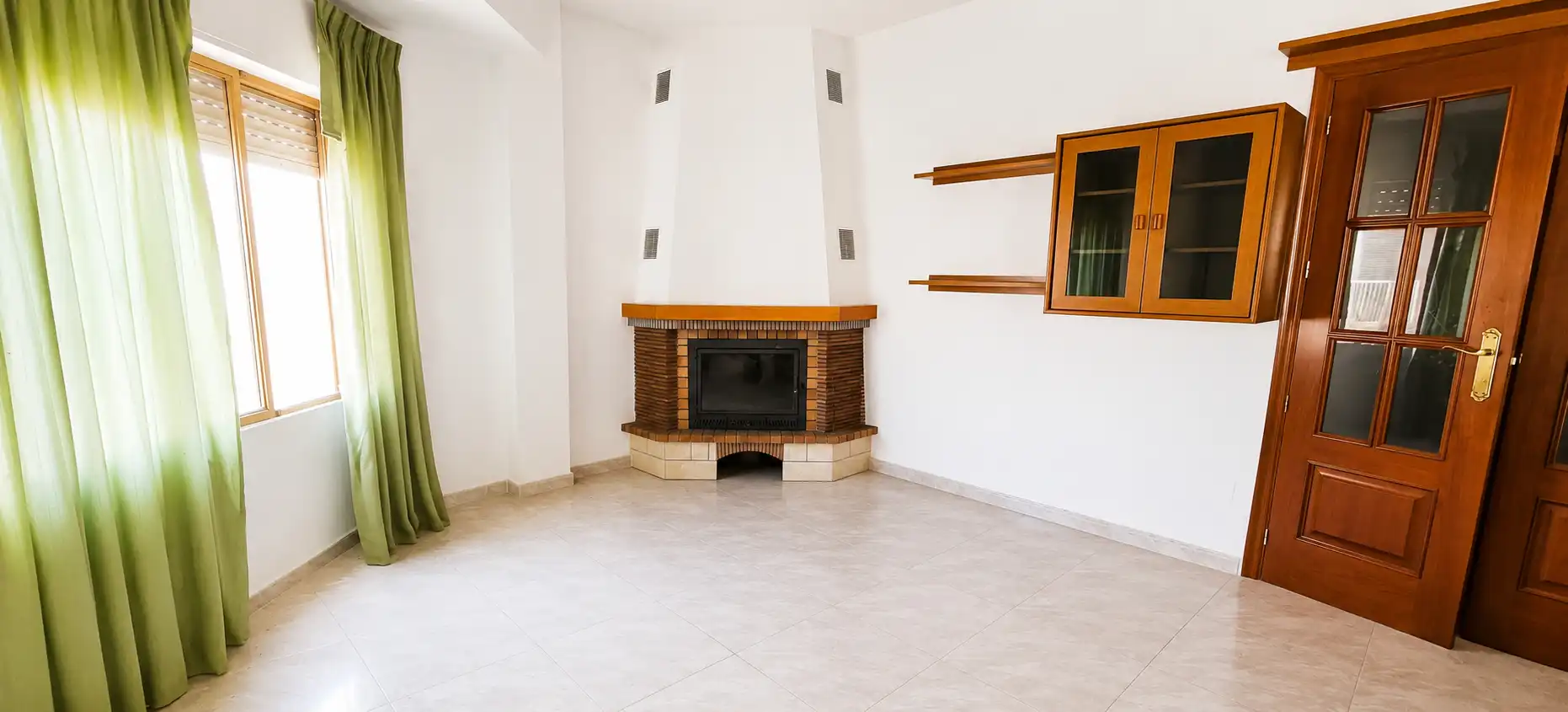 Sala de estar de Casa adosada en venta en Totana con Terraza, Trastero y Amueblado