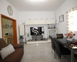 Living room of Flat for sale in  Santa Cruz de Tenerife Capital  with Terrace and Storage room