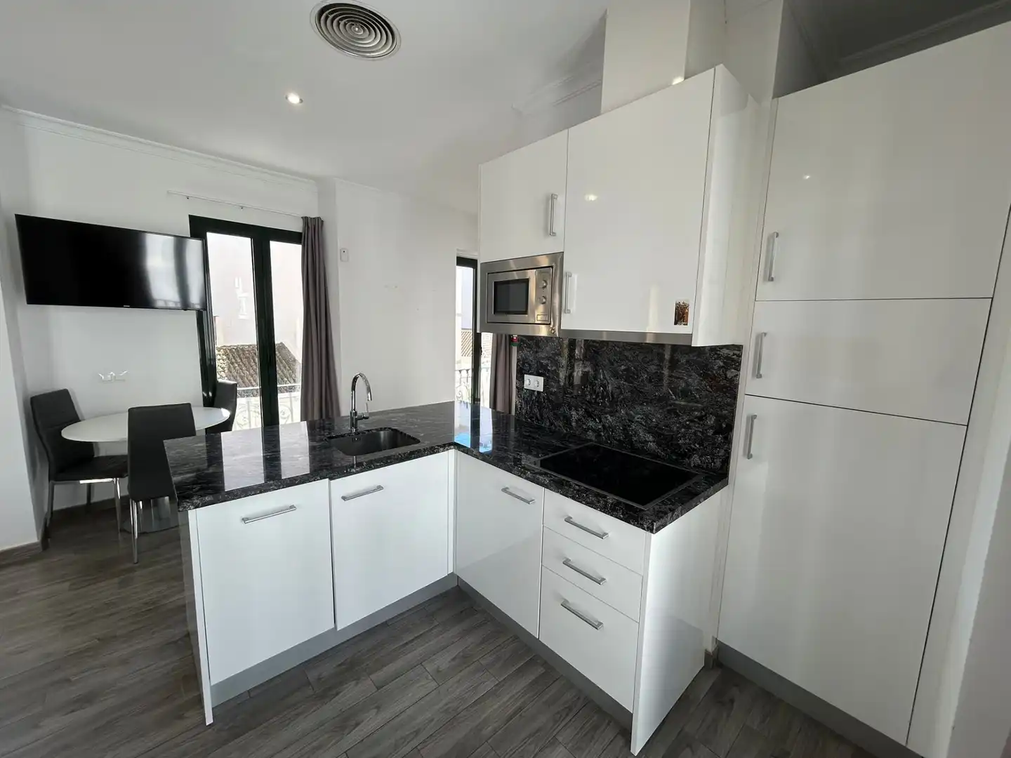 Küche von Wohnung zur Miete in Estepona mit Klimaanlage, Möbliert und Internet