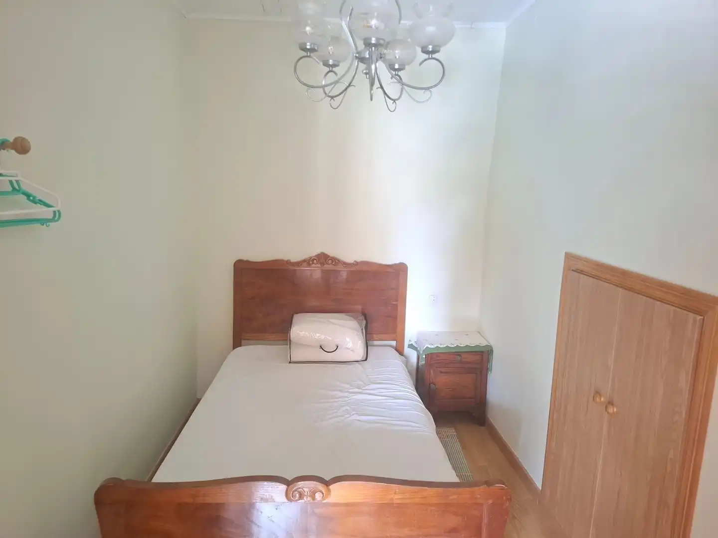 Habitación de Edificio en venta en Maside, Ourense