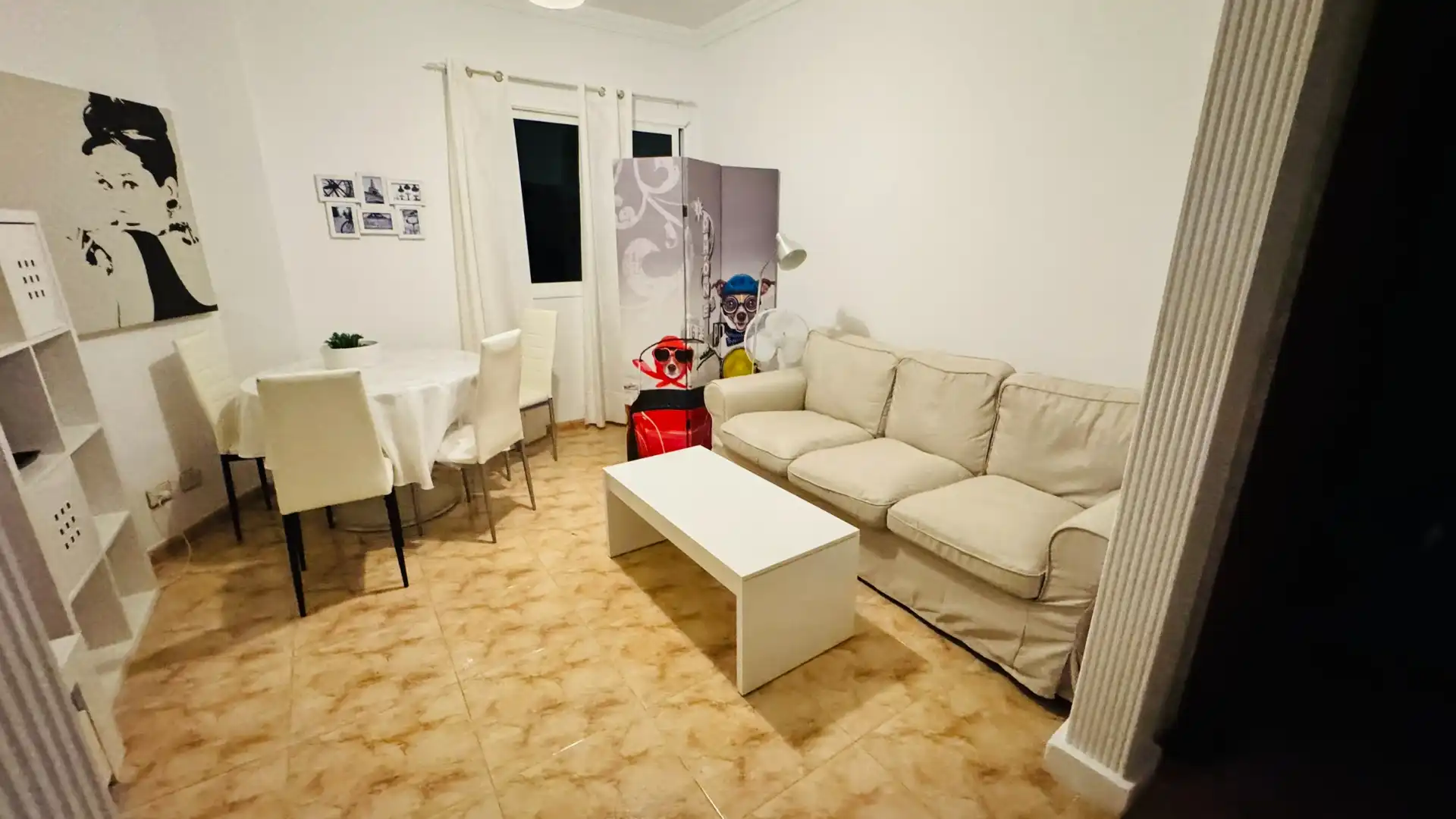 Wohnzimmer von Wohnung zur untervermieten in Las Palmas de Gran Canaria mit Möbliert, Ofen und Waschmaschine