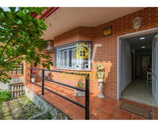 Exterior view of Single-family semi-detached for sale in Rielves  with Air Conditioner, Heating and Private garden