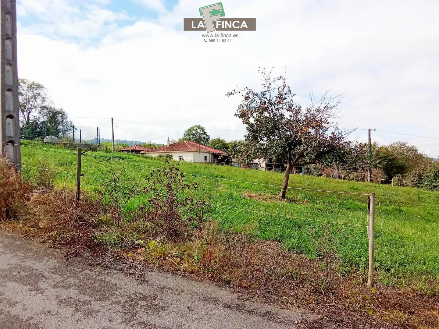 Residential zum Verkauf in SANTA MARINA DE SIERO, Viella - Granda - Meres