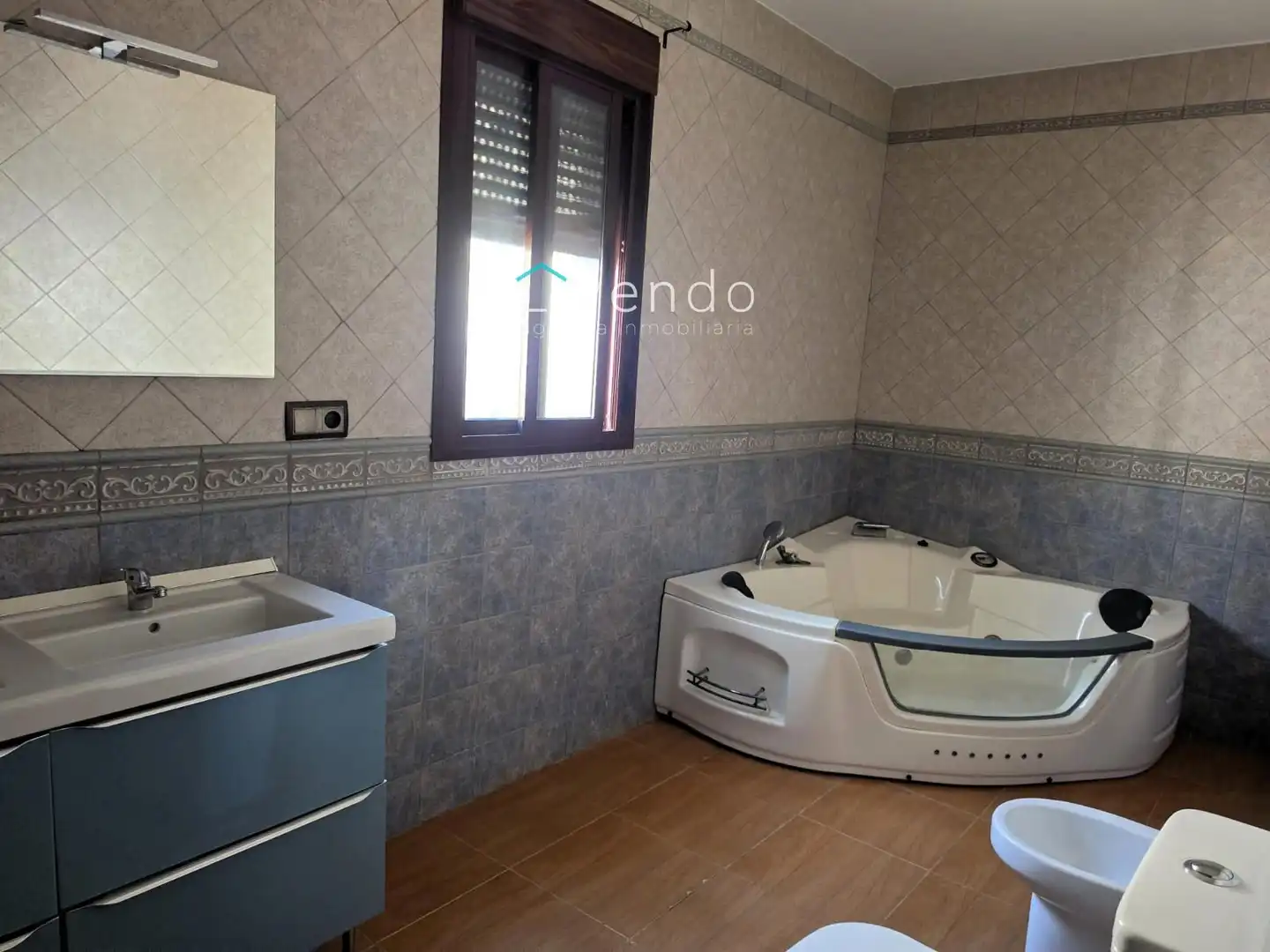 Bany de Casa o xalet en venda en Chiclana de la Frontera amb Aire condicionat, Terrassa i Traster
