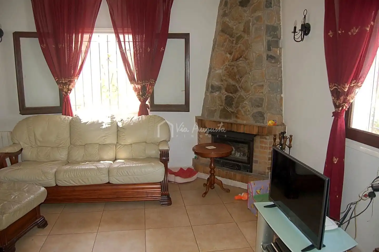 Casa con piscina en venta en Diseminats, imagen 4