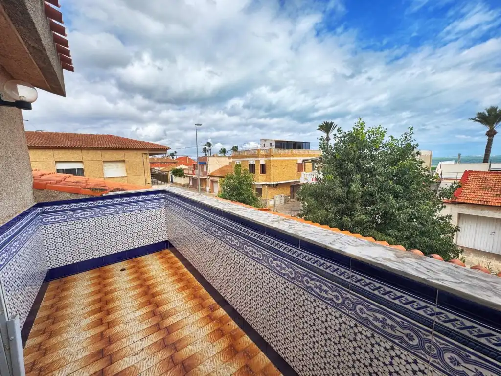 Vista exterior de Casa o chalet en venta en Cartagena con Jardín privado y Terraza