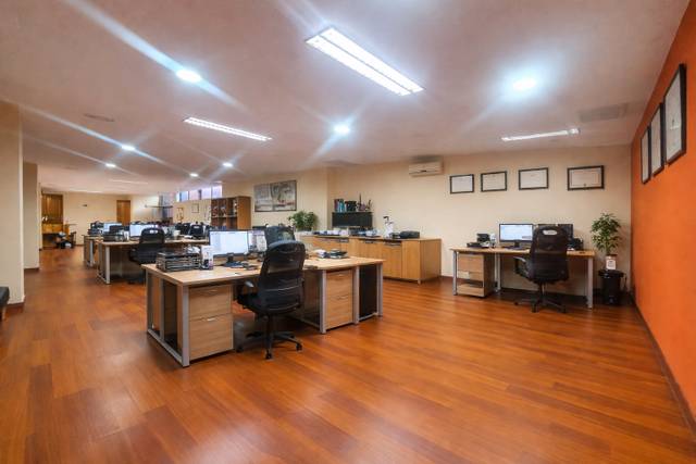 Oficina en Venta en Calle Tome Cano, 8 en La Salle - Cuatro Torres