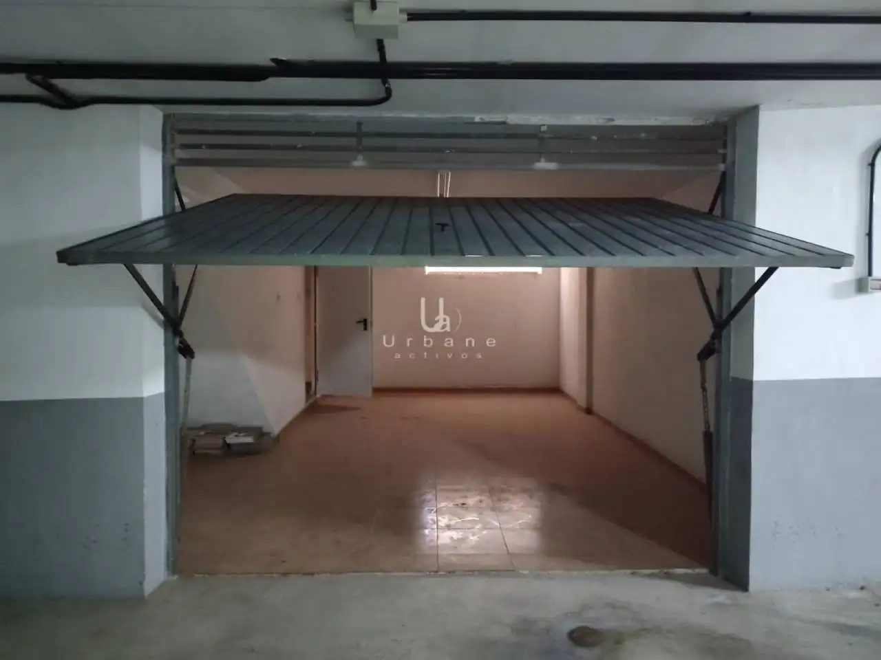 Parking de Casa adosada en venta en Beniel