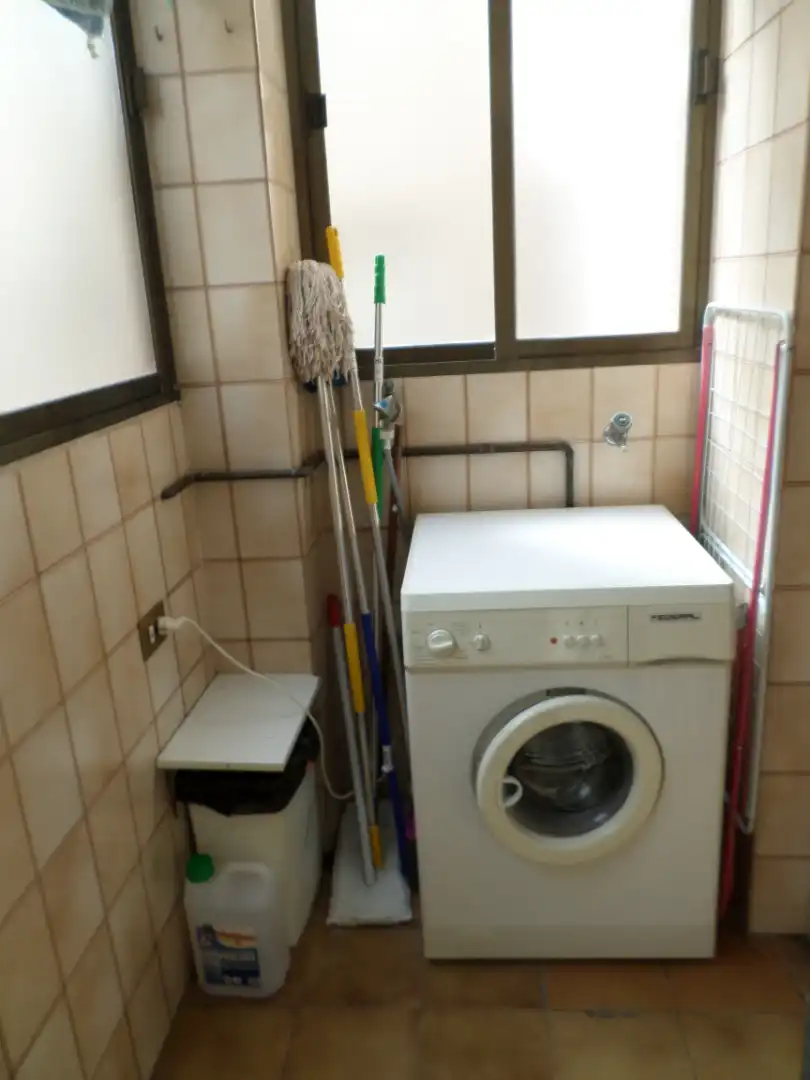 Baño de Piso en venta en Castellón de la Plana / Castelló de la Plana con Calefacción, Terraza y Amueblado