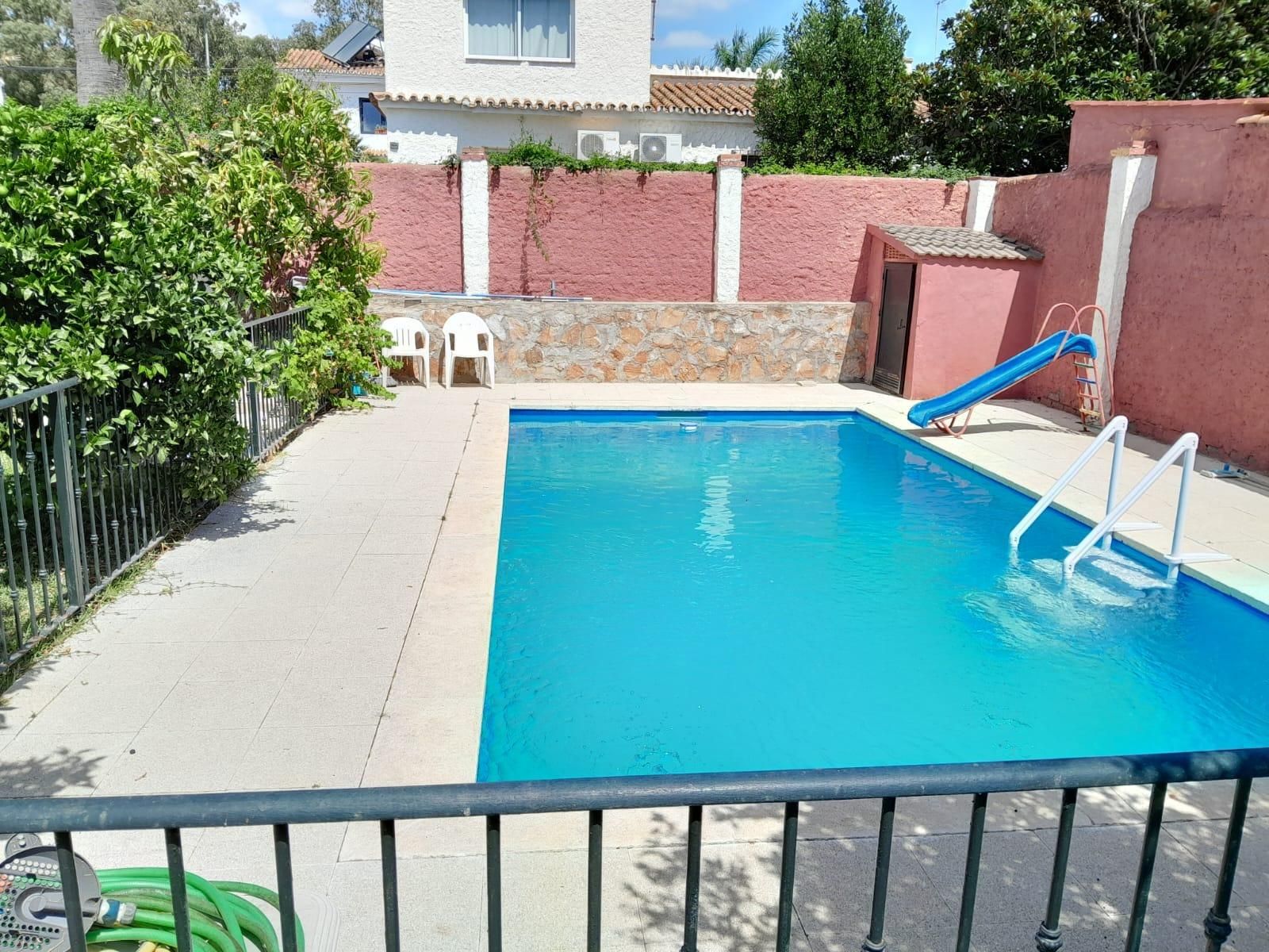 Swimming pool of House or chalet for sale in Málaga Capital  with Air Conditioner, Heating and Private garden