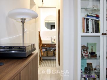 Flat with balcony for sale in Casco Antiguo
