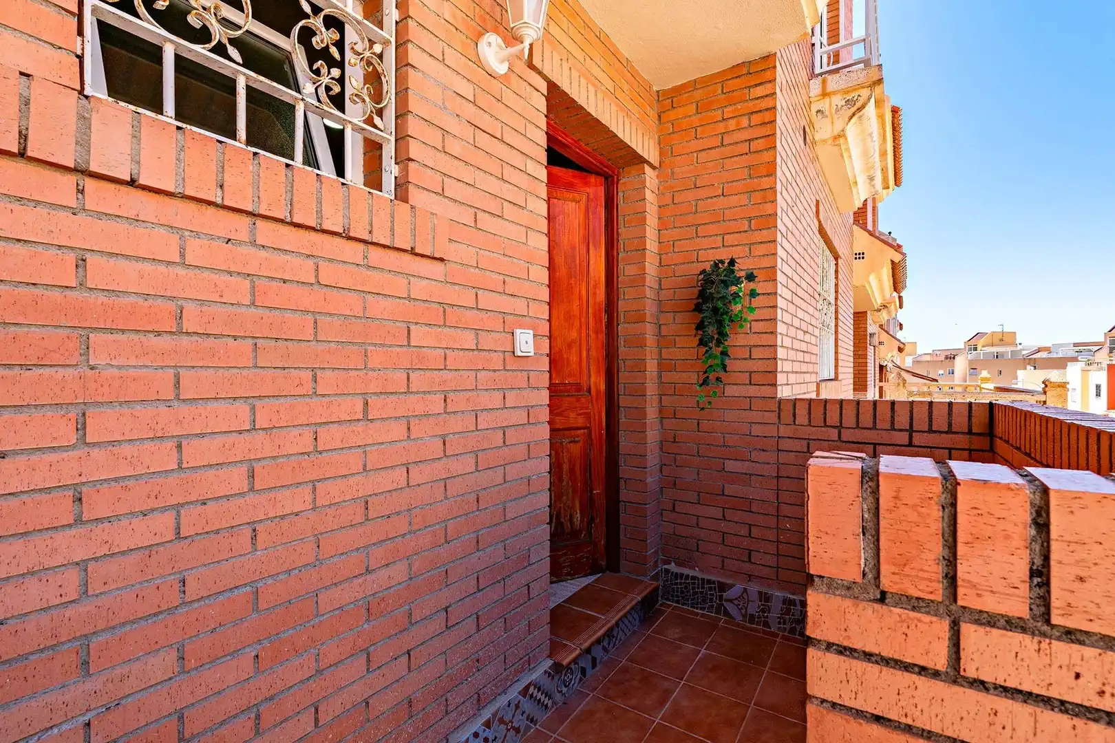 Casa adosada en venda en Roquetas de Mar amb Terrassa