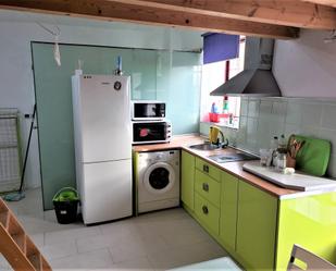 Cuina de Loft de lloguer en Cáceres Capital amb Aire condicionat i Moblat