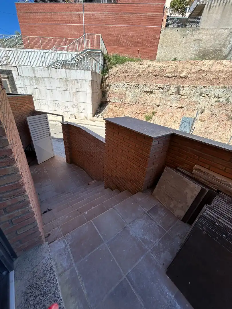 Casa adosada en venda en Cervera amb Calefacció, Jardí privat i Terrassa