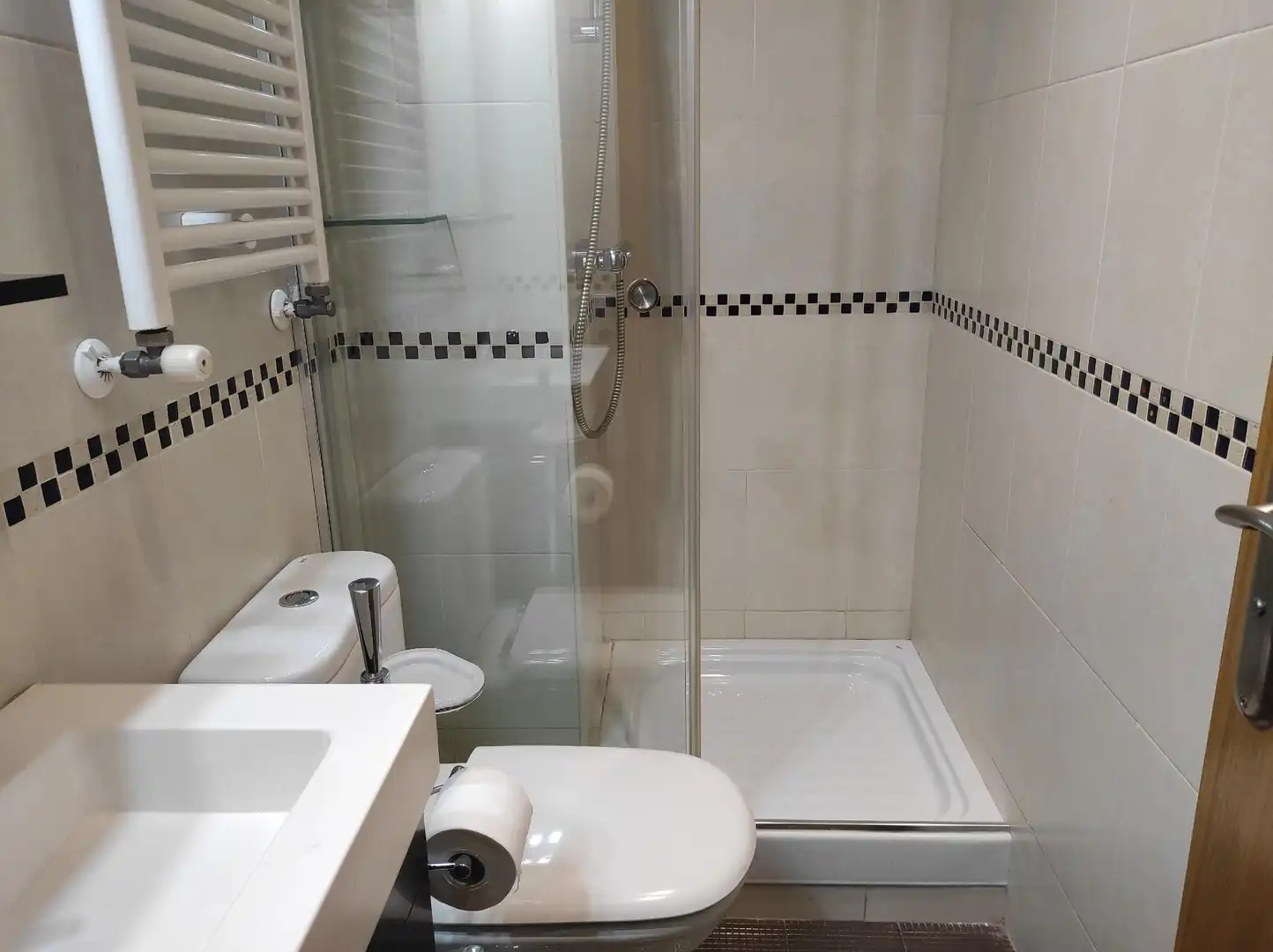 Bany de Pis en venda en Esplugues de Llobregat amb Aire condicionat i Calefacció