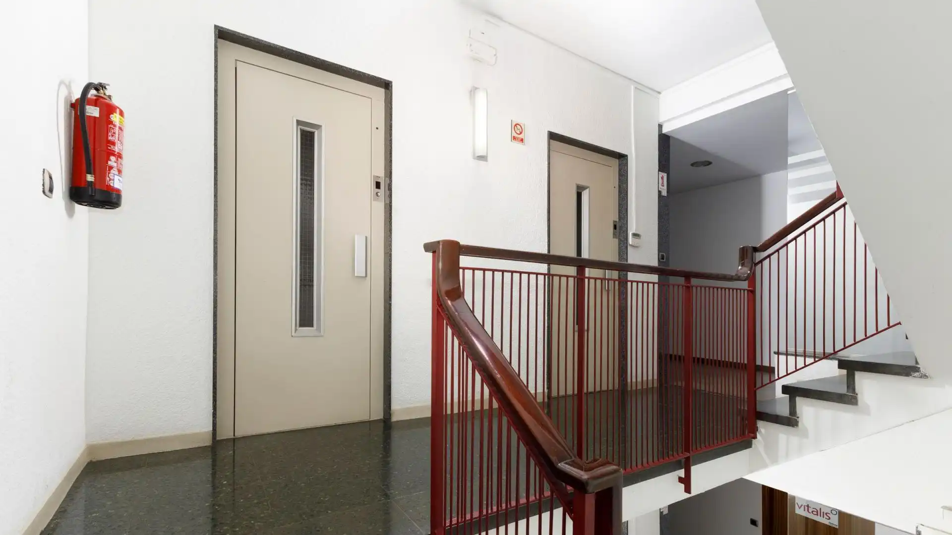 Oficina de alquiler en CALLE SEPULVEDA, 143, Sant Antoni