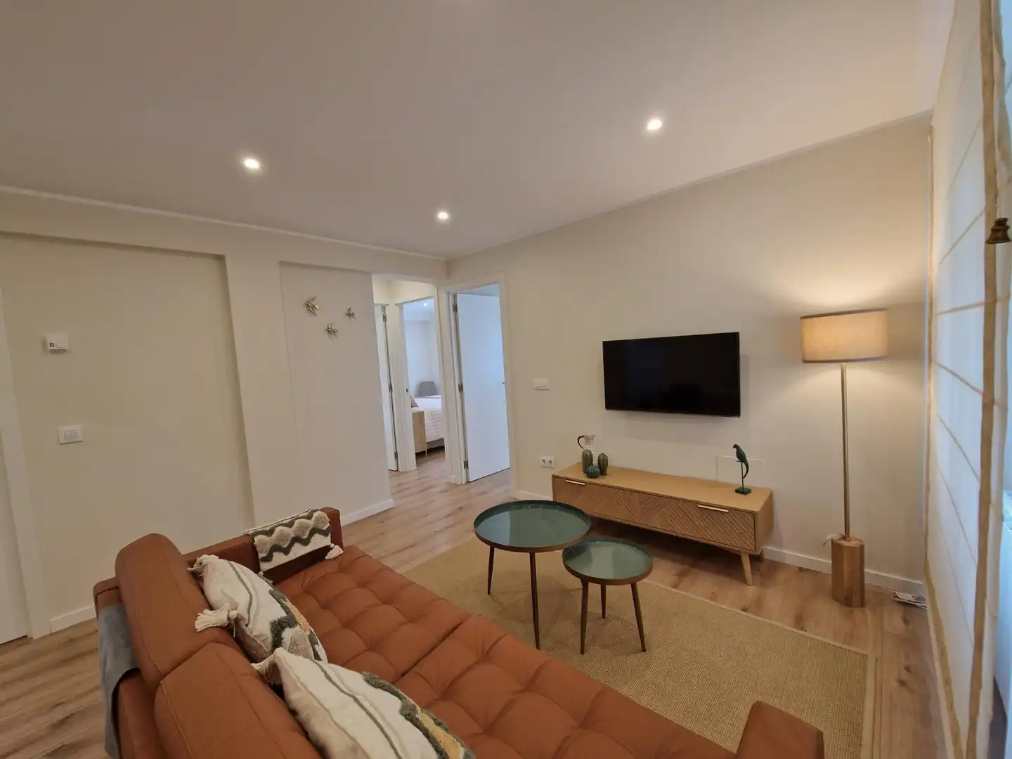 Flat with terrace to rent in Calle TRASMIERA, imagen 10