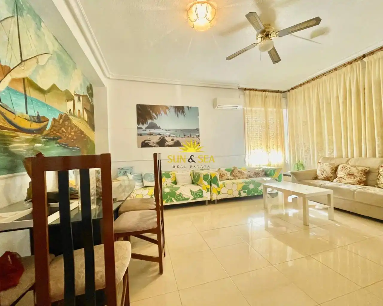 Vista exterior de Casa o chalet en venta en San Pedro del Pinatar con Calefacción, Piscina y Amueblado