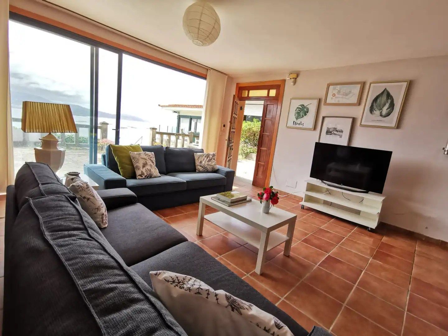 Sala de estar de Casa o chalet de alquiler en Nigrán con Calefacción, Jardín privado y Terraza