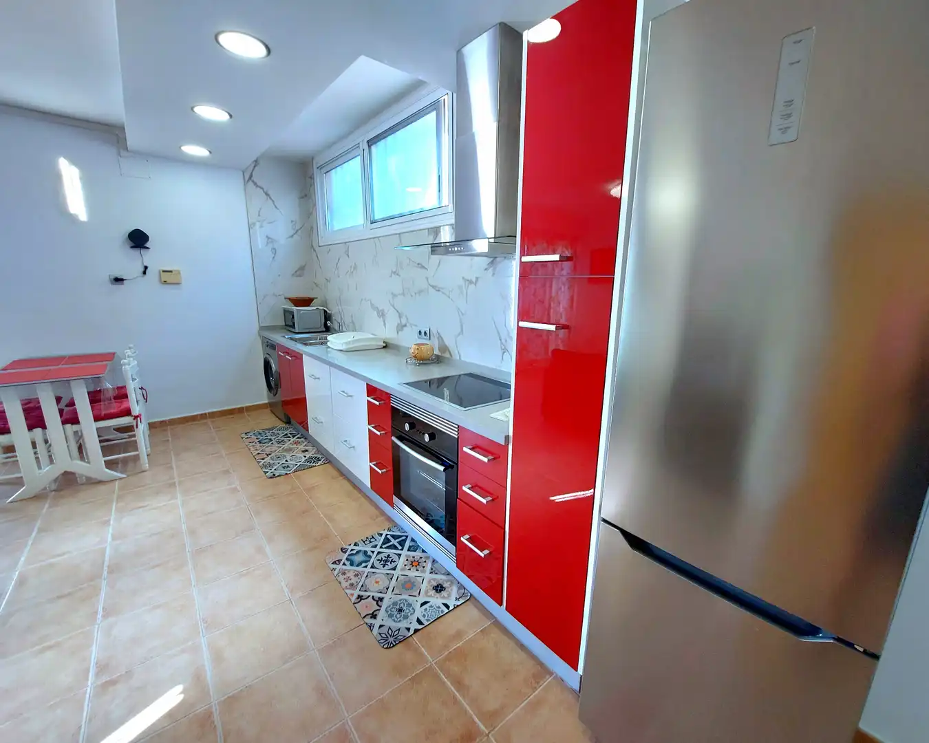 Cocina de Apartamento de alquiler en Las Palmas de Gran Canaria con Jardín privado, Terraza y Amueblado