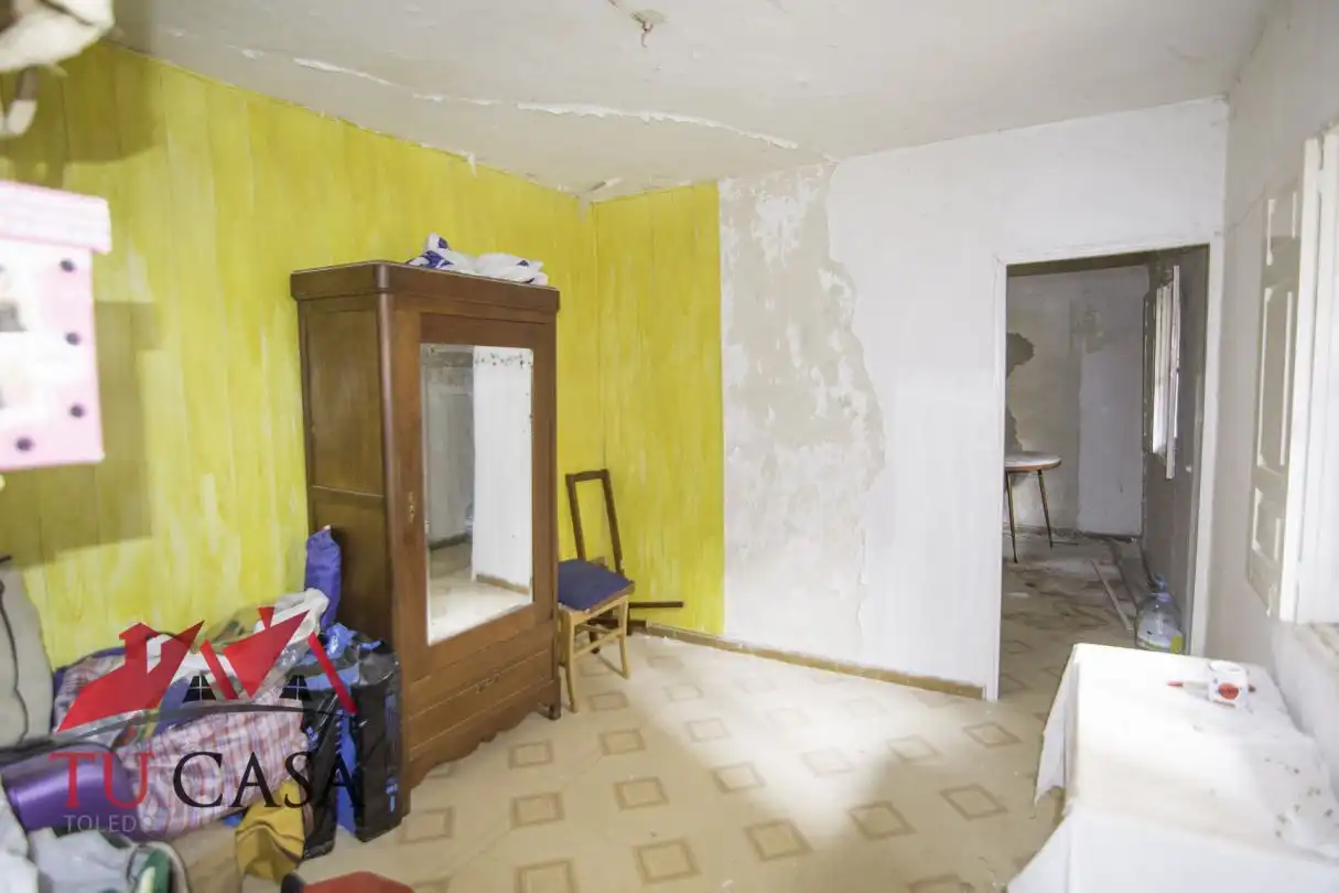Dormitori de Casa o xalet en venda en Toledo