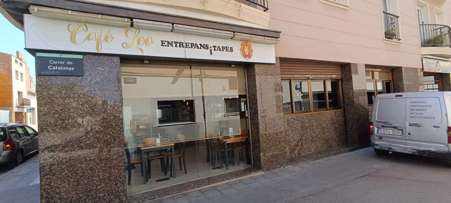 Business premises for transfer in Carrer de Josep Torras I Bages